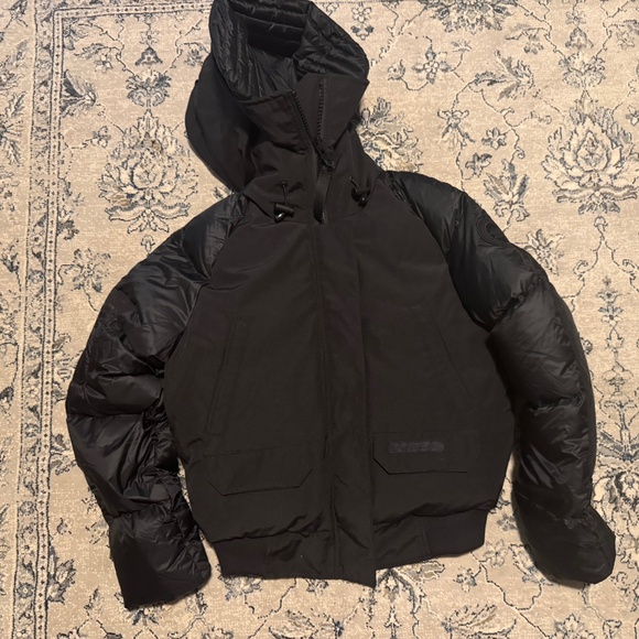 Canada Goose Paradigm Chilliwack Black Label 625 Fill Power Down Bomber Jacket - Picture 7 of 13